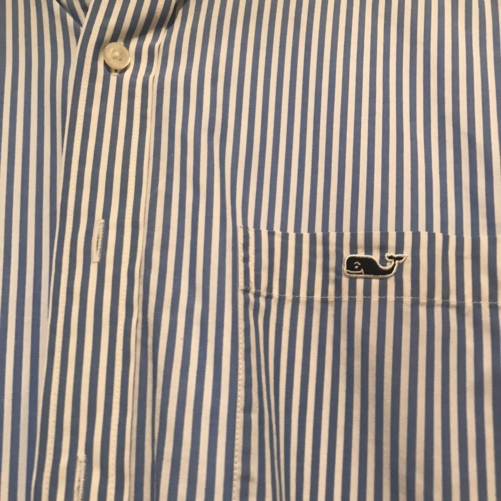 Vineyard Vine M Button Down - image 2